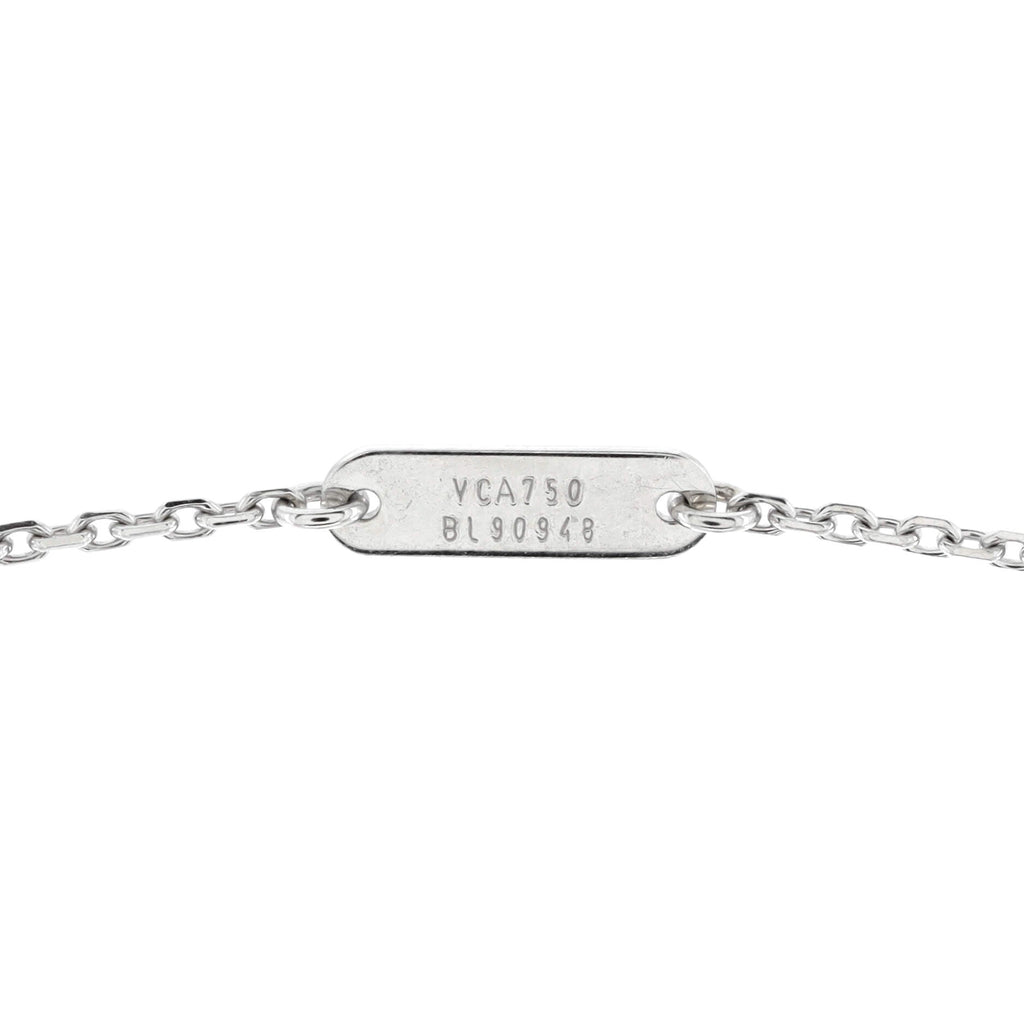 Arno Alhambra Pendant Necklace 18K White Gold and Diamonds