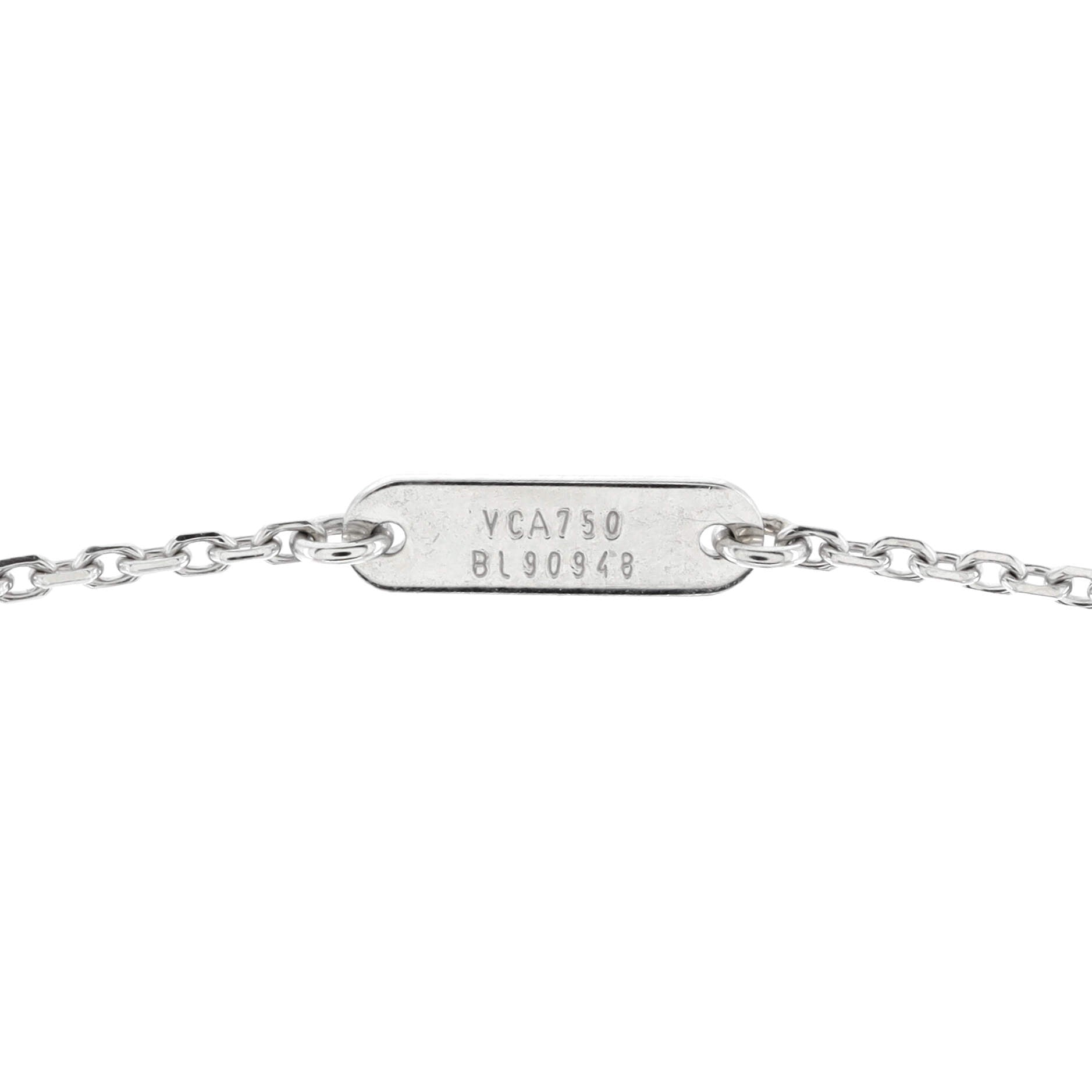 Arno Alhambra Pendant Necklace 18K White Gold and Diamonds