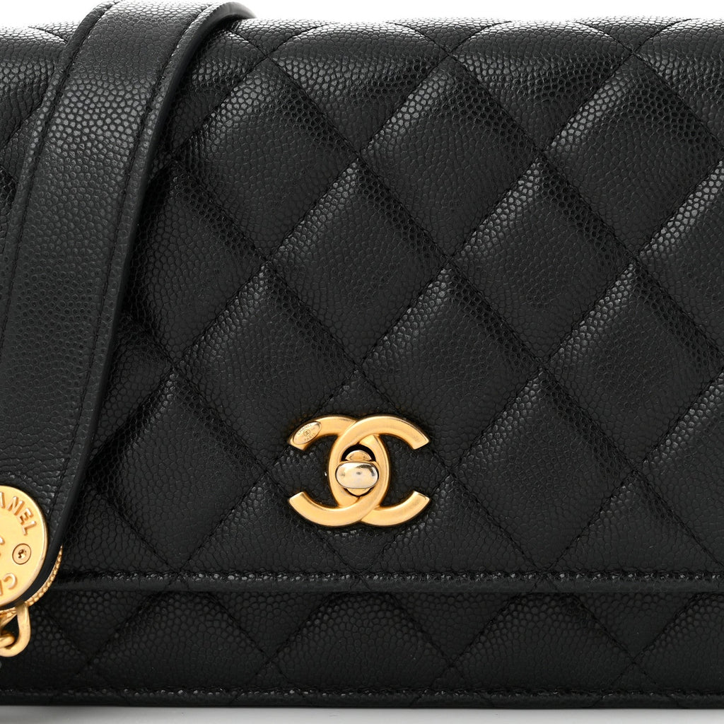 Caviar Quilted Twist Your Buttons Wallet On Chain WOC Black