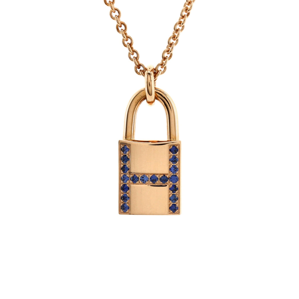 Amulettes Cadenas Pendant Necklace 18K Rose Gold with Blue Sapphires