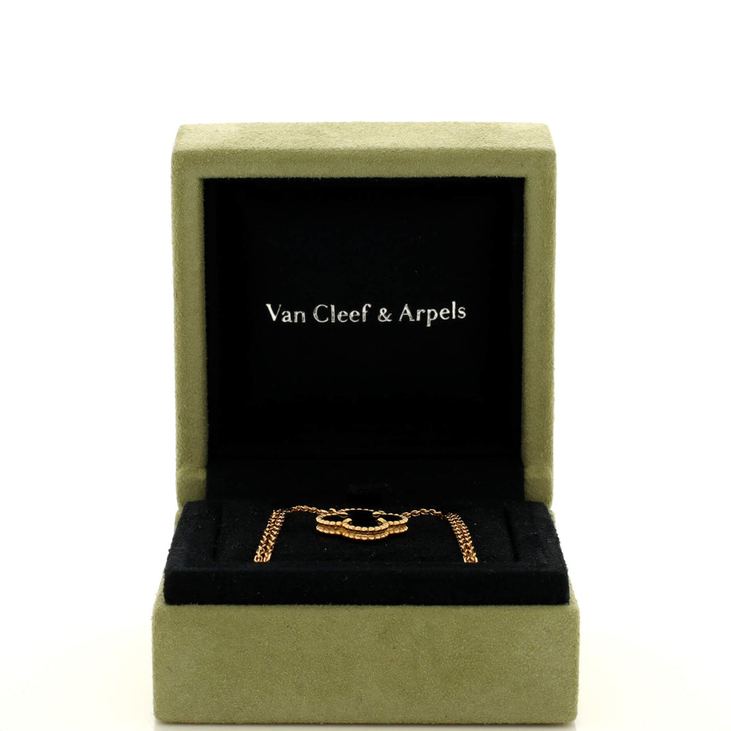 Vintage Alhambra Pendant Necklace 18K Yellow Gold and Onyx