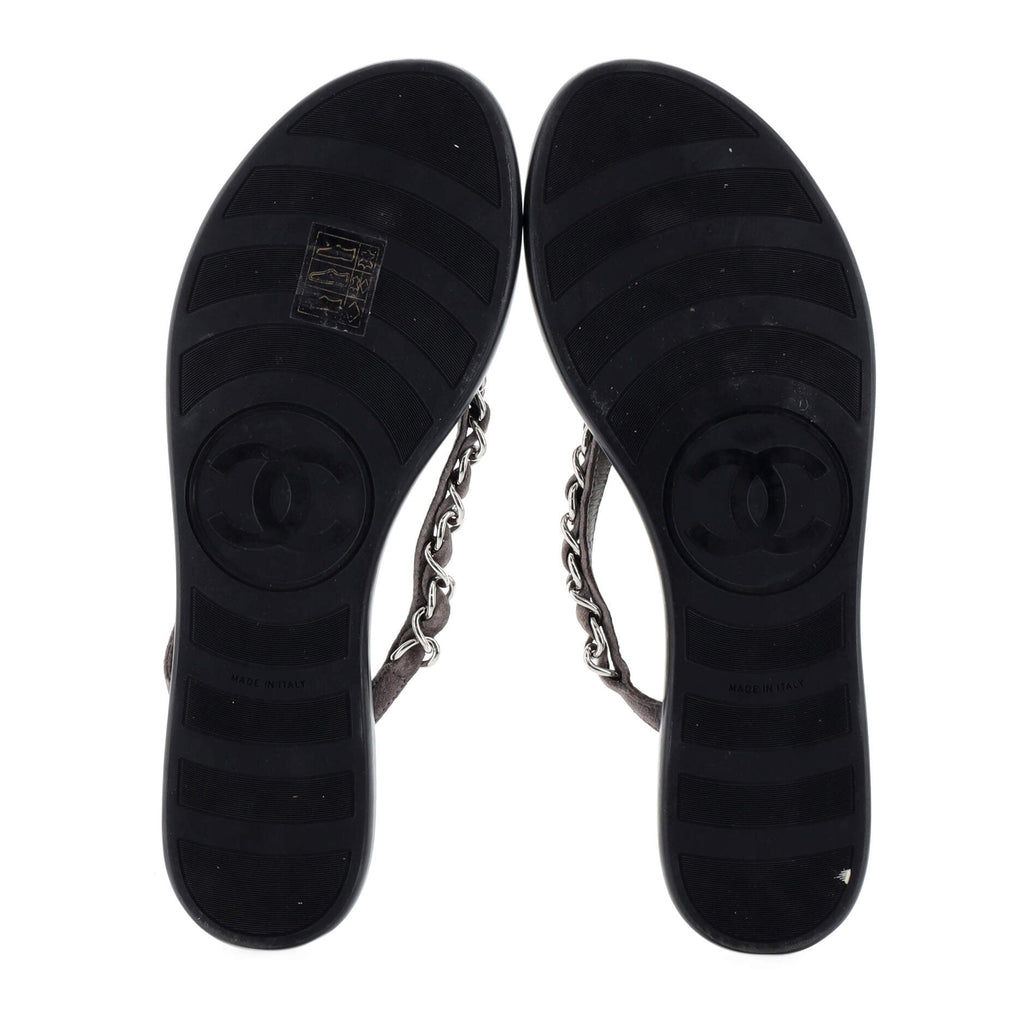 Women's CC Chain Flip Flop Sandals Suede