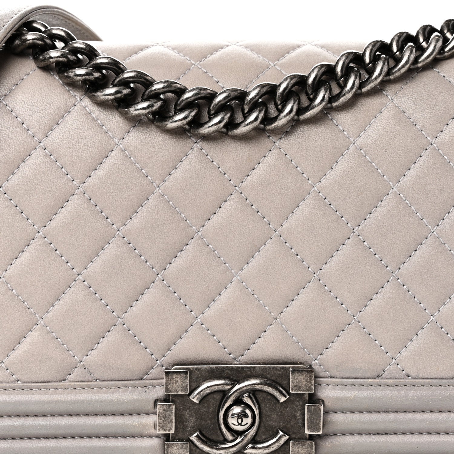 Lambskin Quilted Medium Boy Flap Grey
