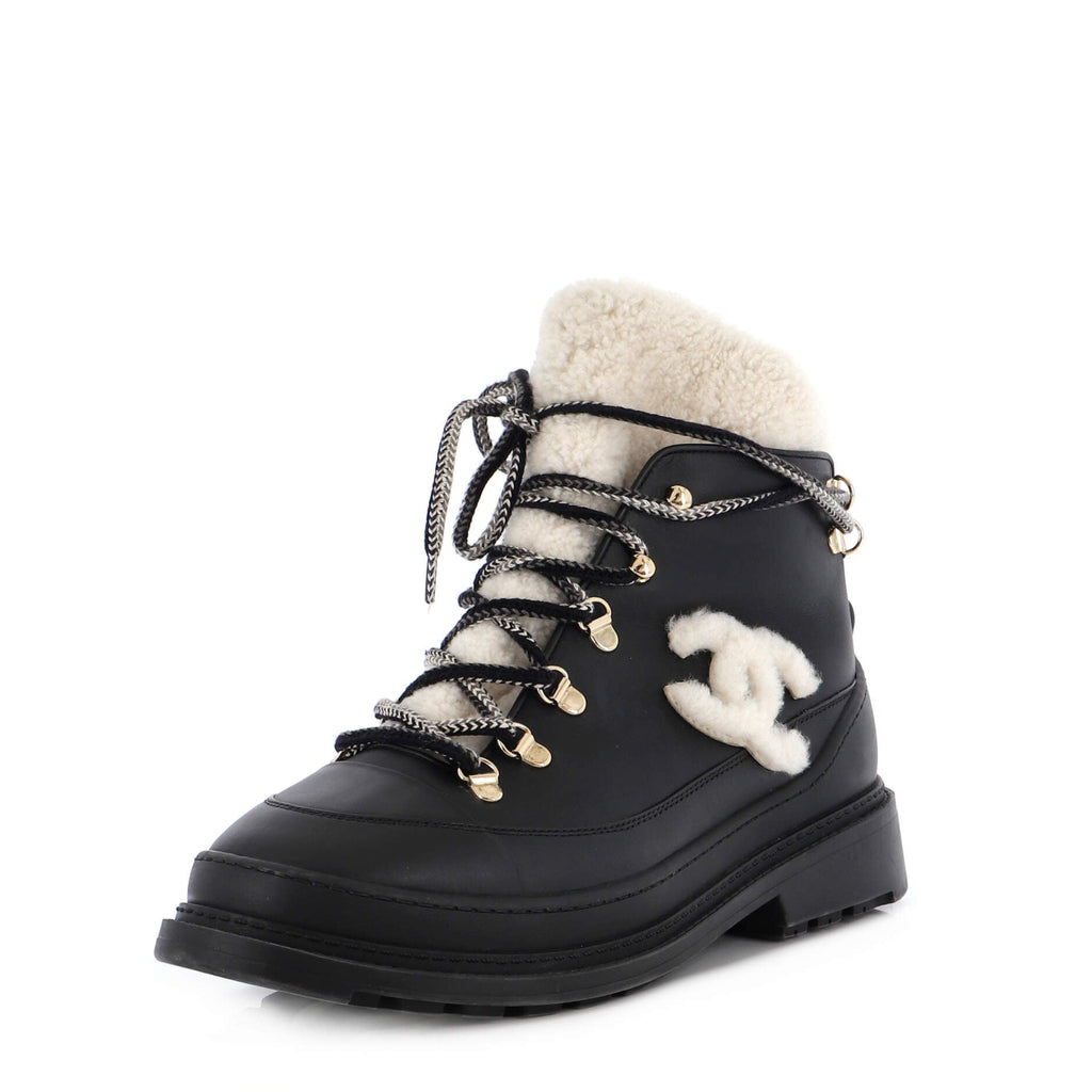 Women's CC Lace-Up Winter Boots Leather and Shearling
