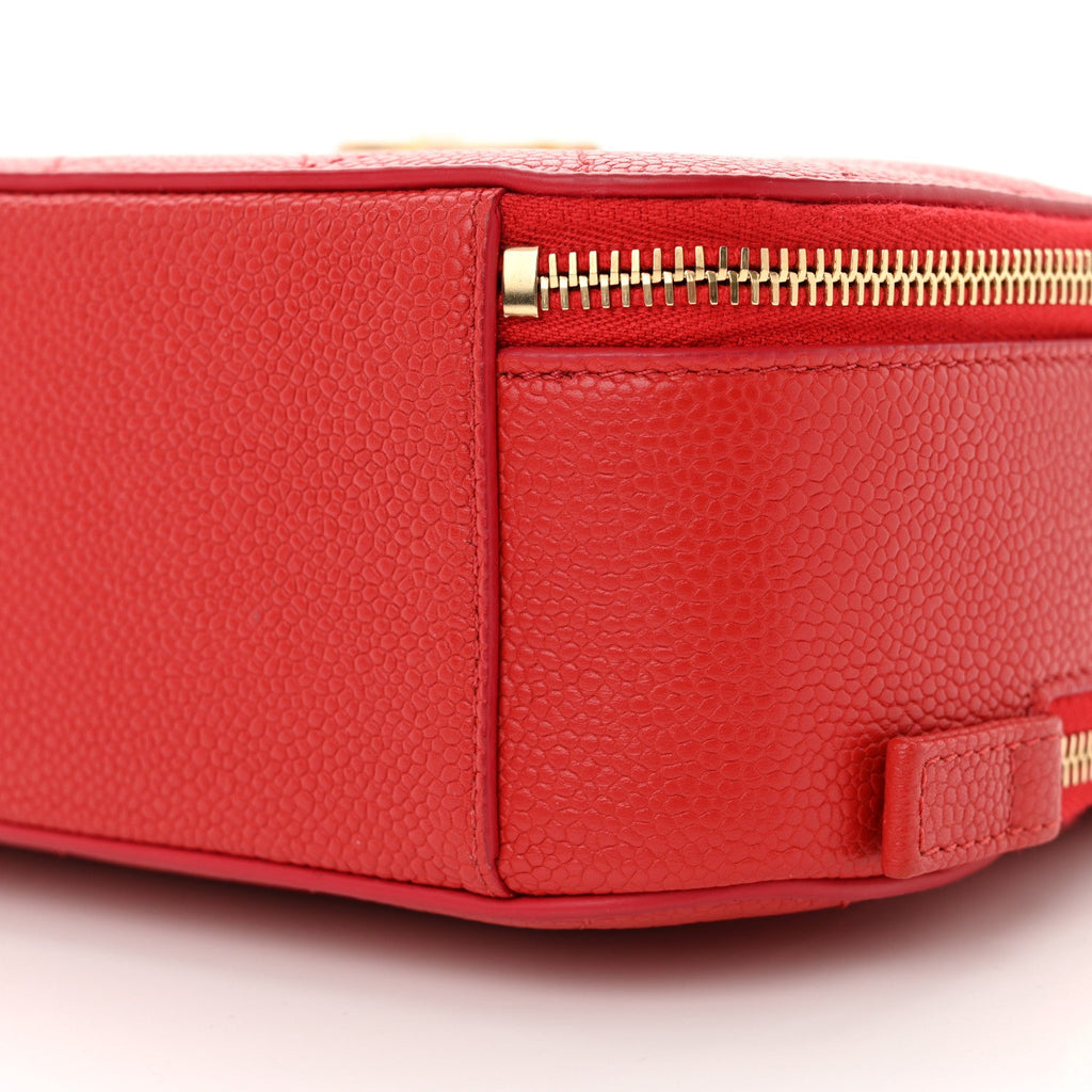 Caviar Quilted Small Camera Bag Red