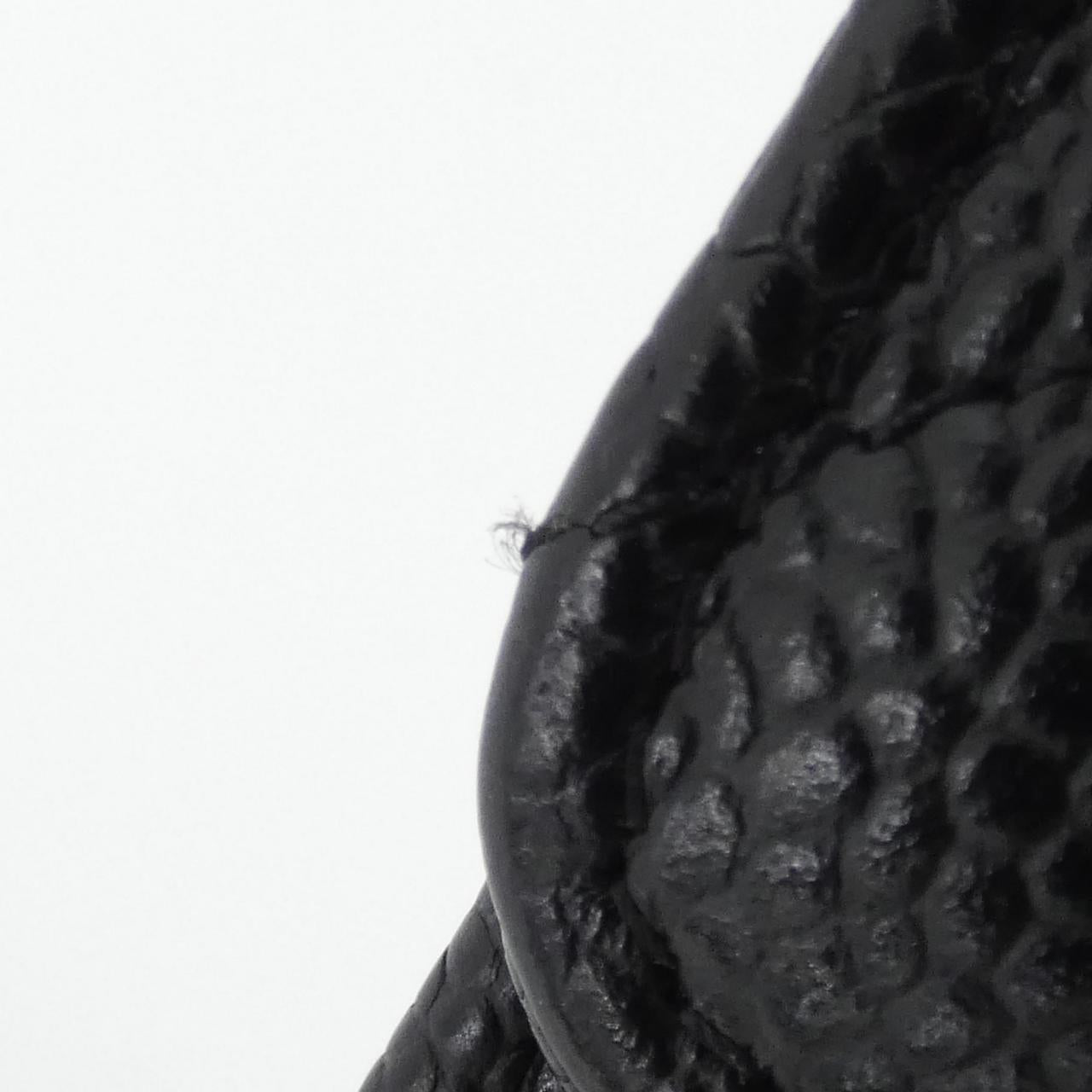 Chanel Timeless Classic Caviar Skin Chain Wallet
