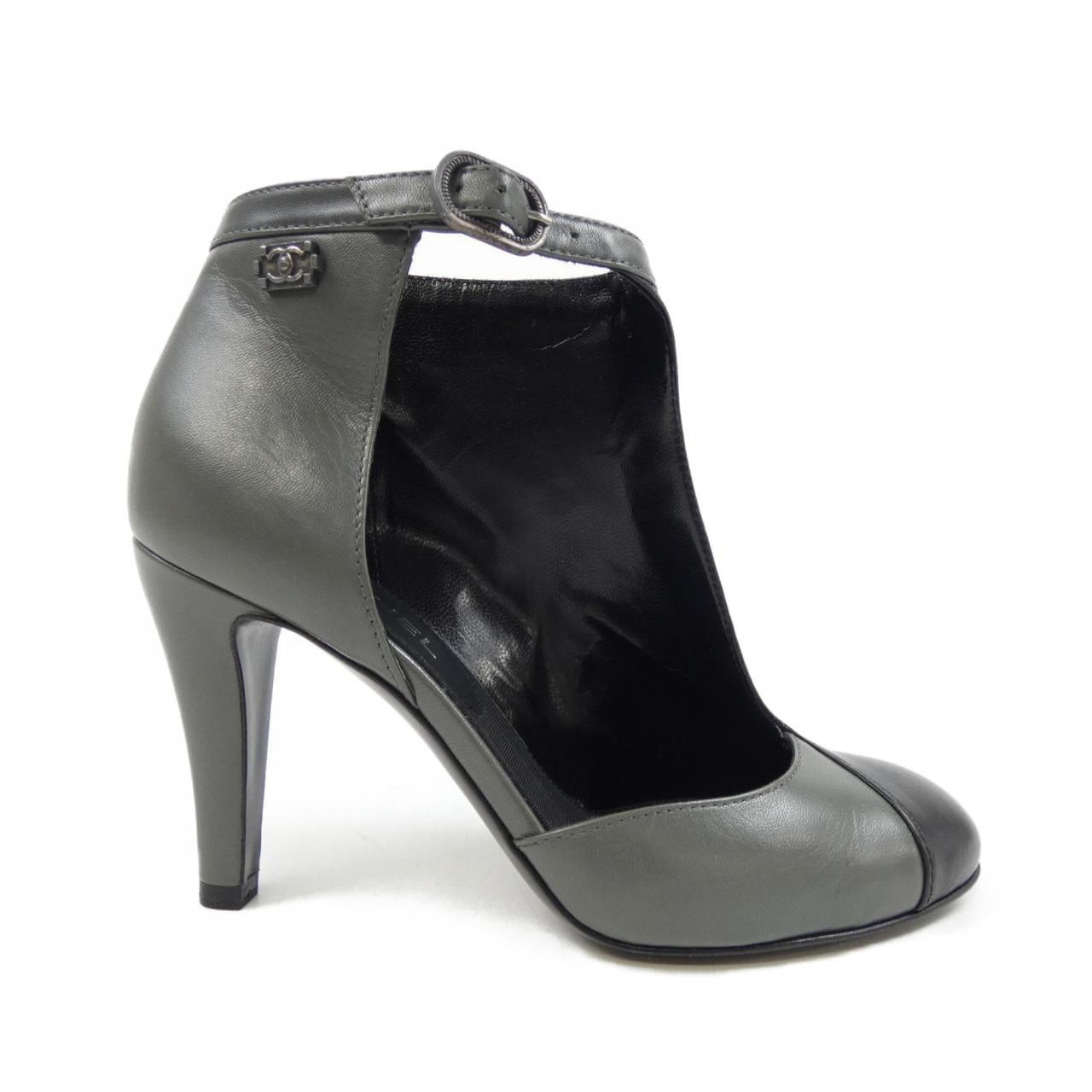 Chanel Used Pumps