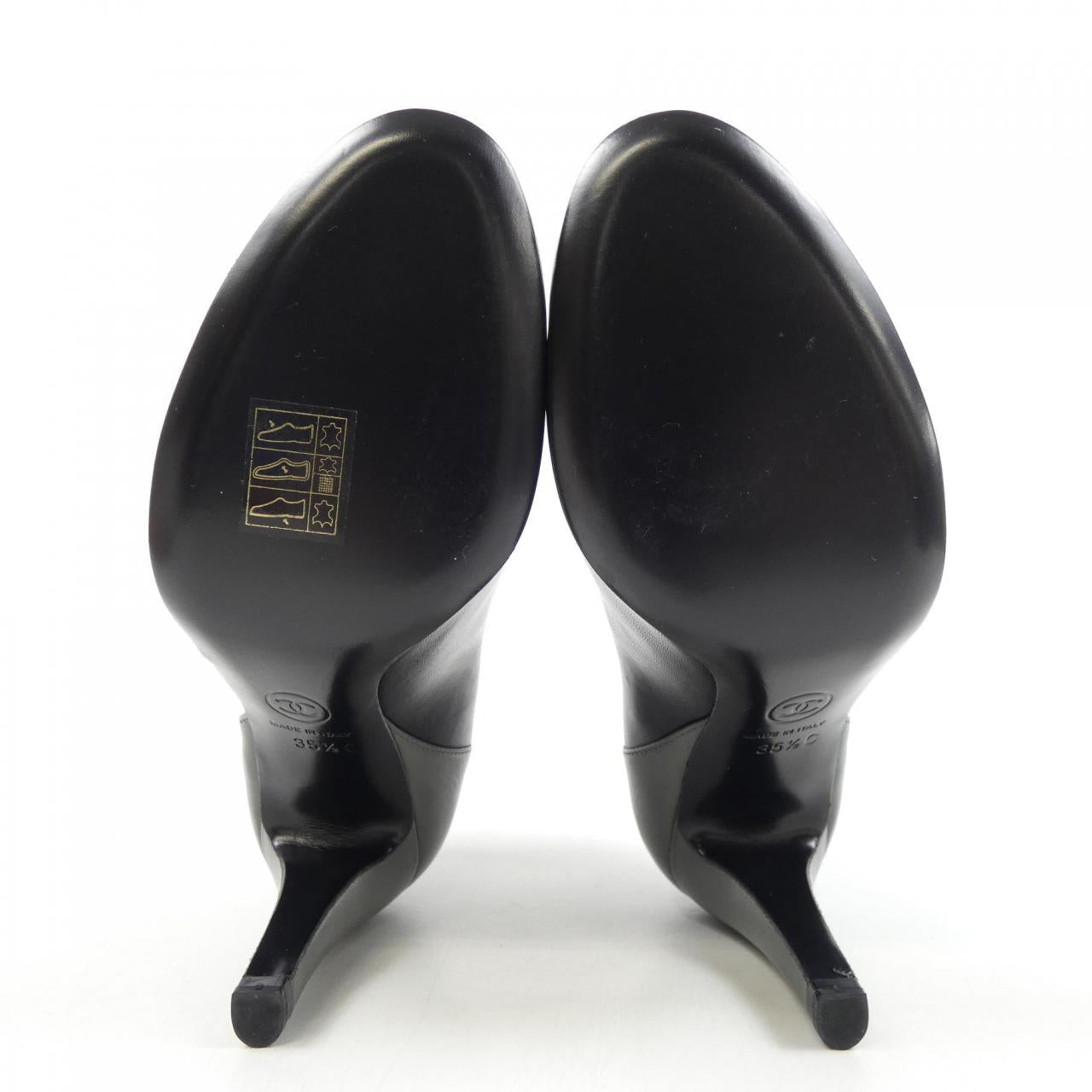 Chanel Used Pumps