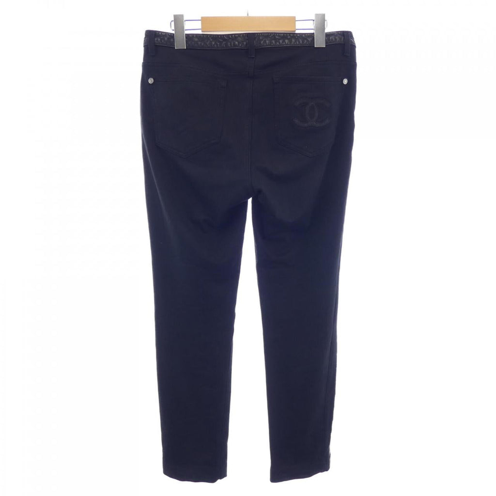 Chanel P41574V30398 Pants