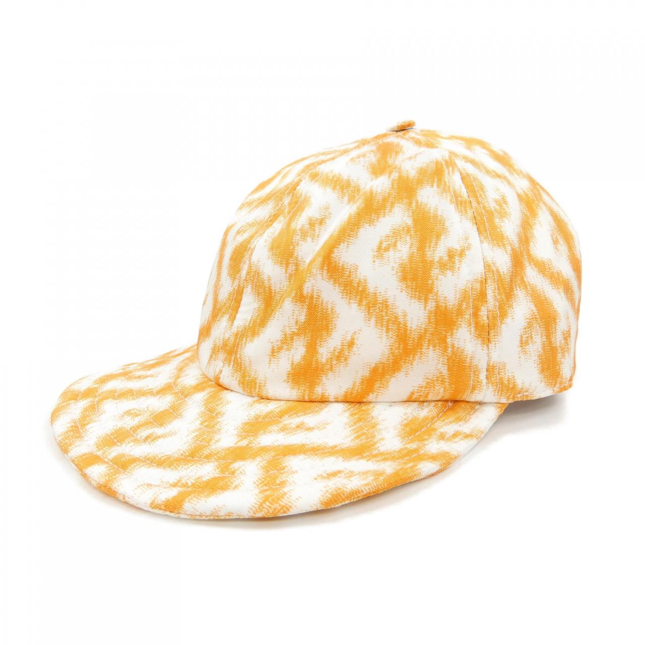 Fendi FXQ961 AN9LTU Cap