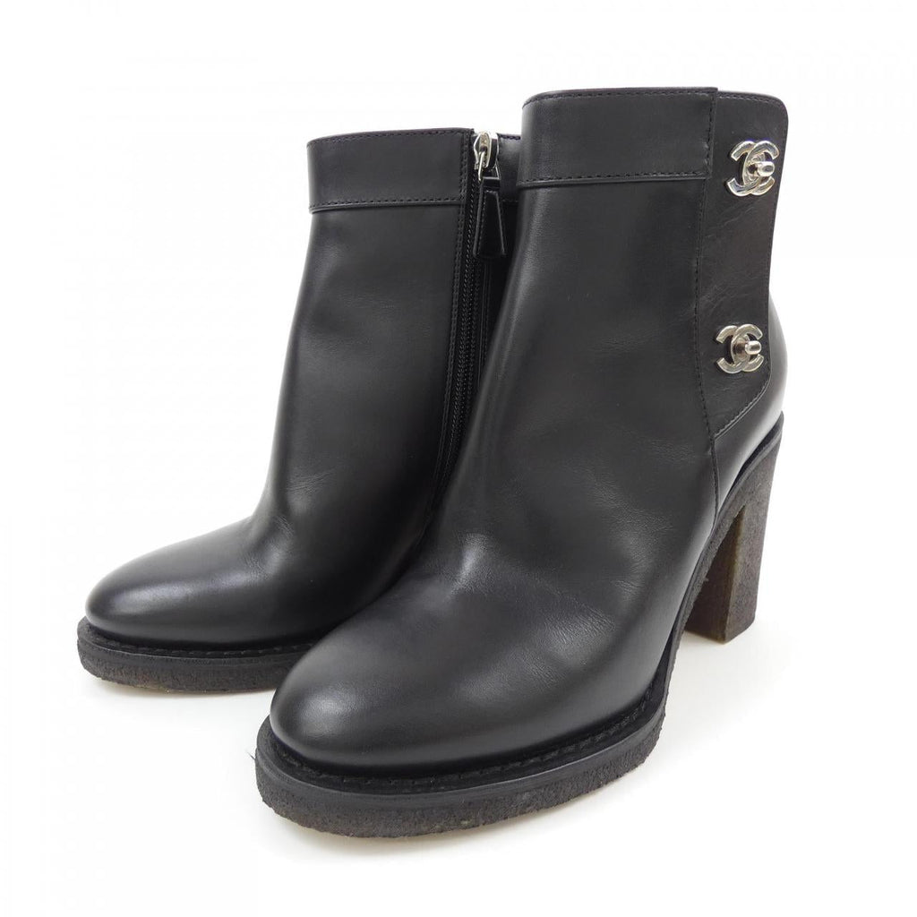 Chanel G31285X47535 Calfskin Boots