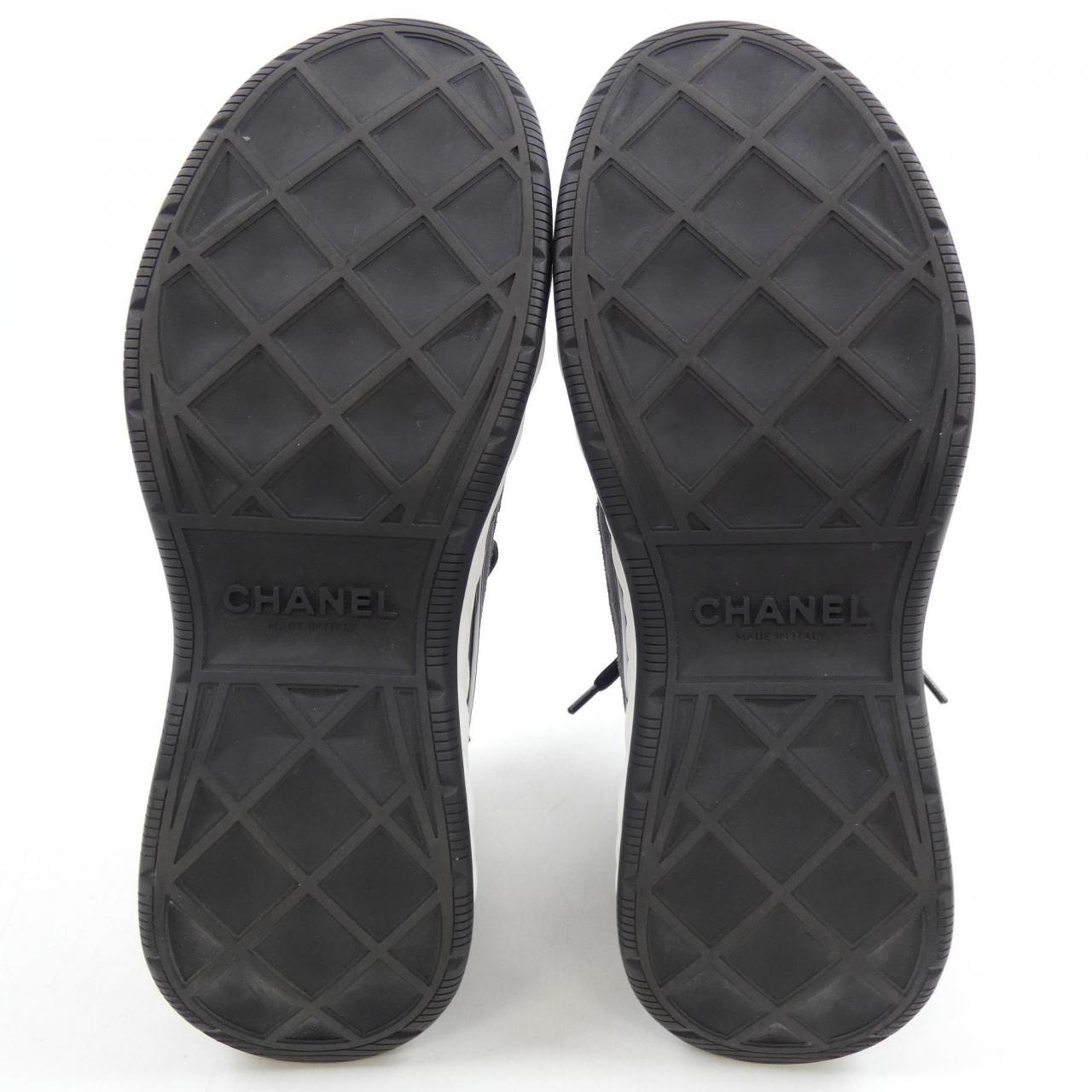 Chanel G45331B14494 Suede Calfskin Sneakers