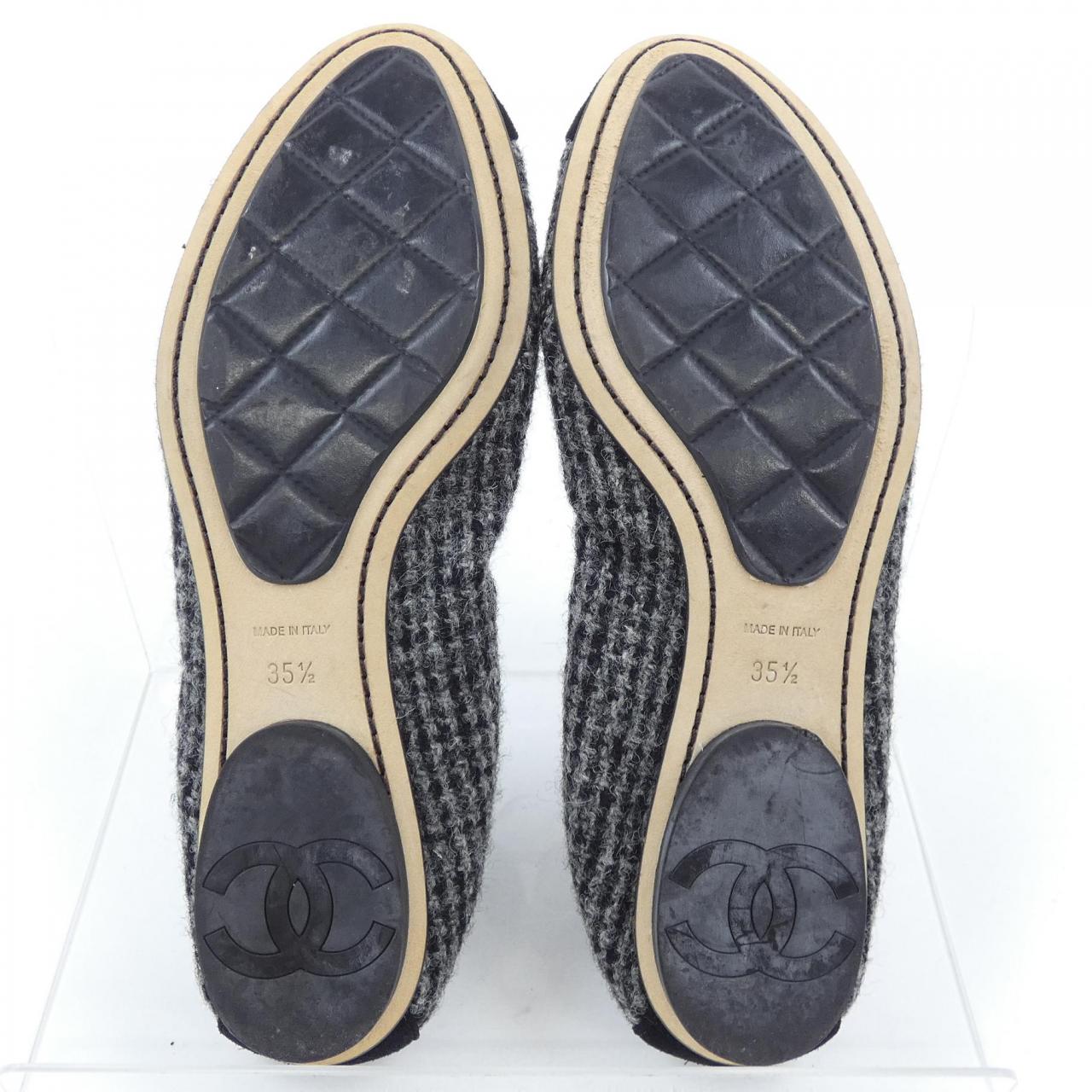 Chanel G26642 Pumps