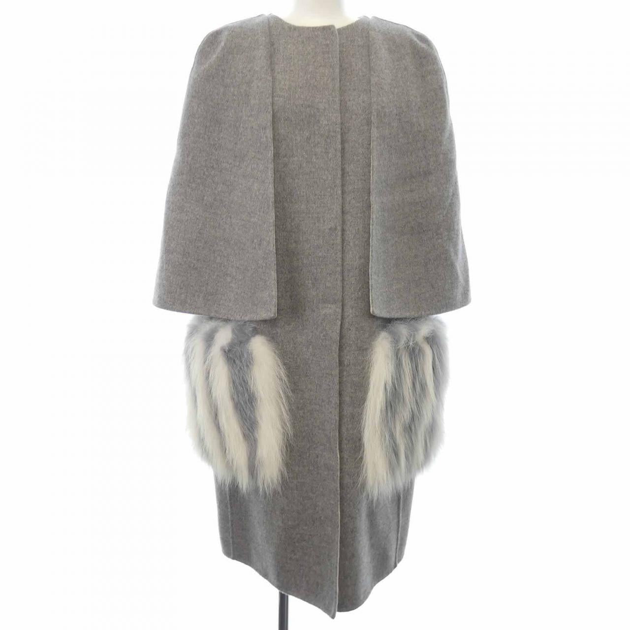 Fendi FF8369 W1D Coat