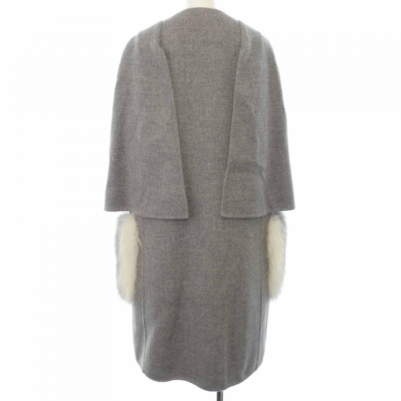 Fendi FF8369 W1D Coat