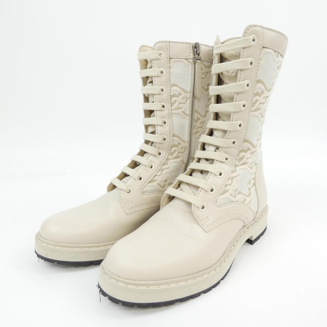 Fendi Calligraphy Boots