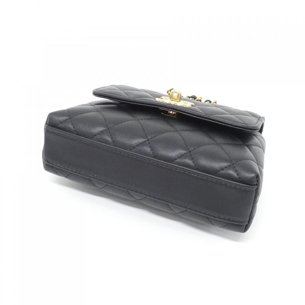 Chanel COCO HANDLE Calf Chain Clutch