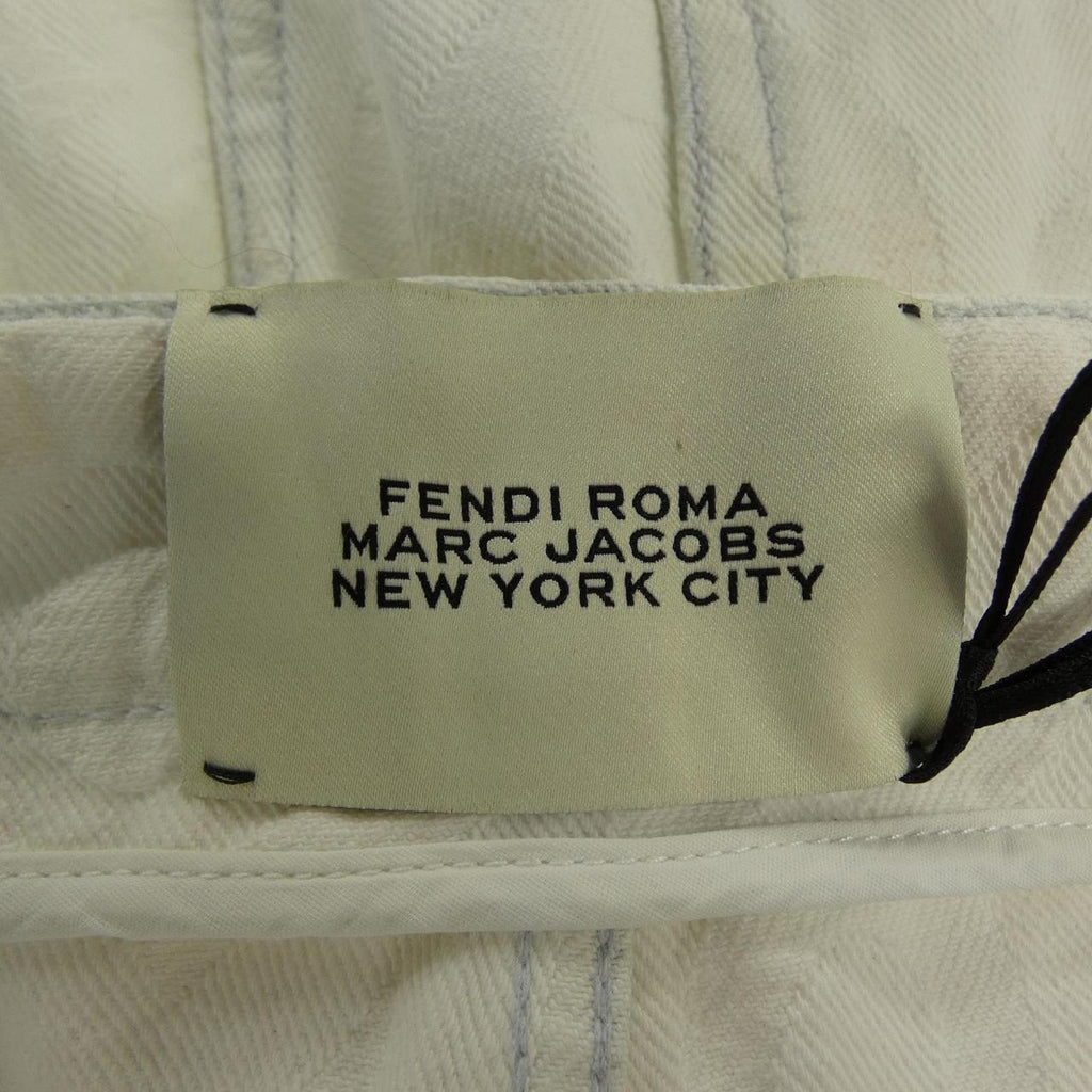 Fendi FLP335 AO6D Pants