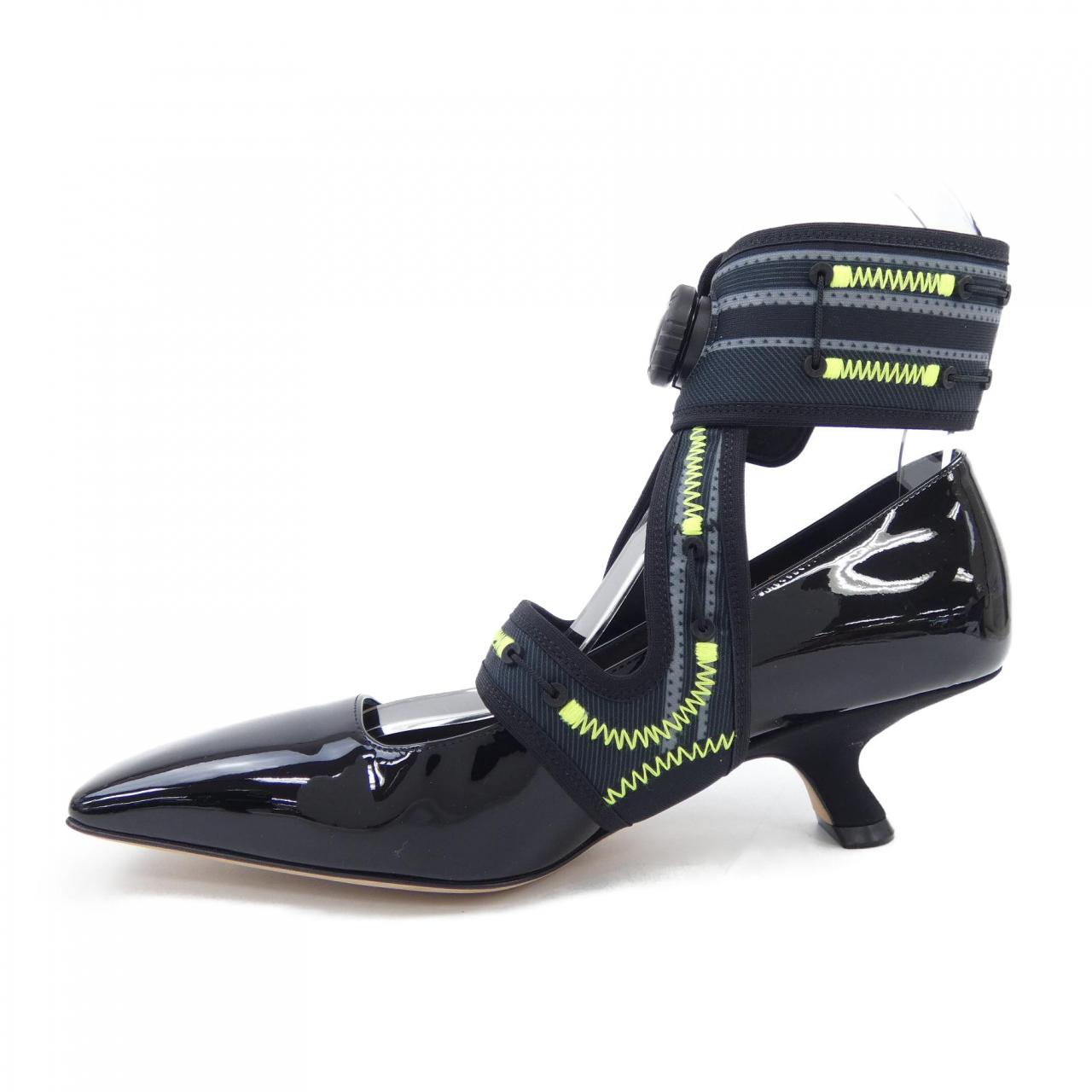 Christian Dior ROGER VIVIER Patent Calfskin Pumps