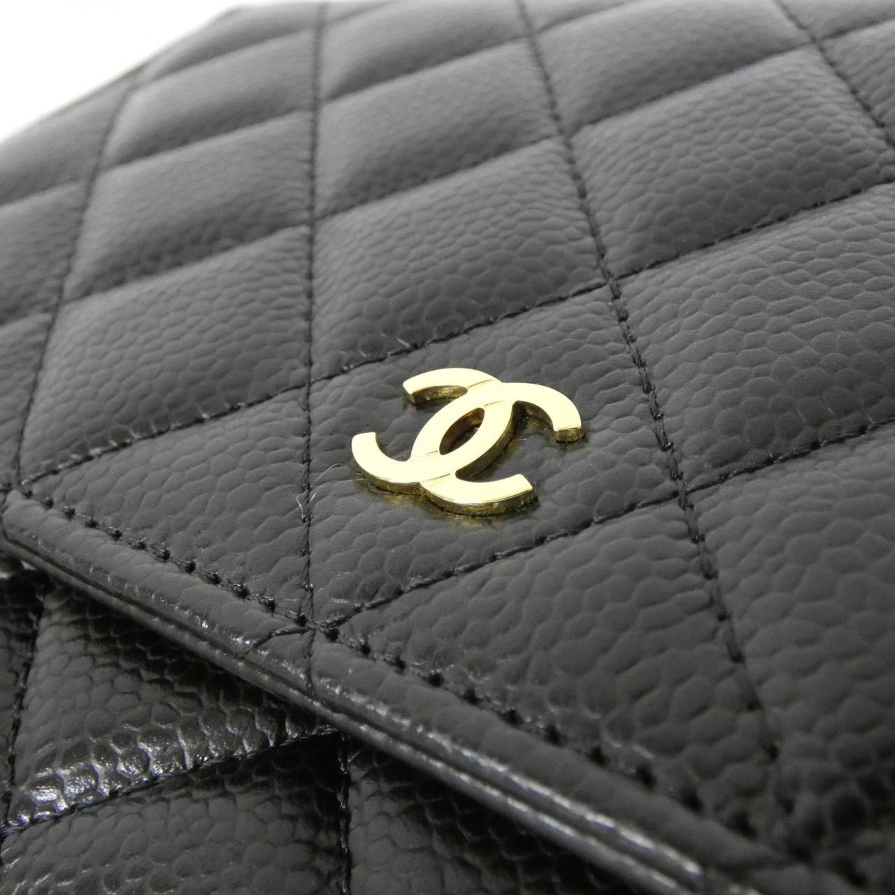 Chanel Timeless Classic Caviar Skin Chain Wallet