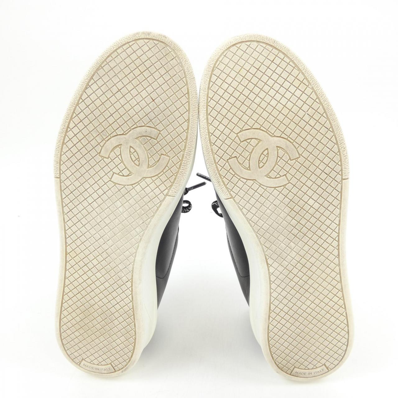 Chanel G34085X51503 Calfskin Sneakers