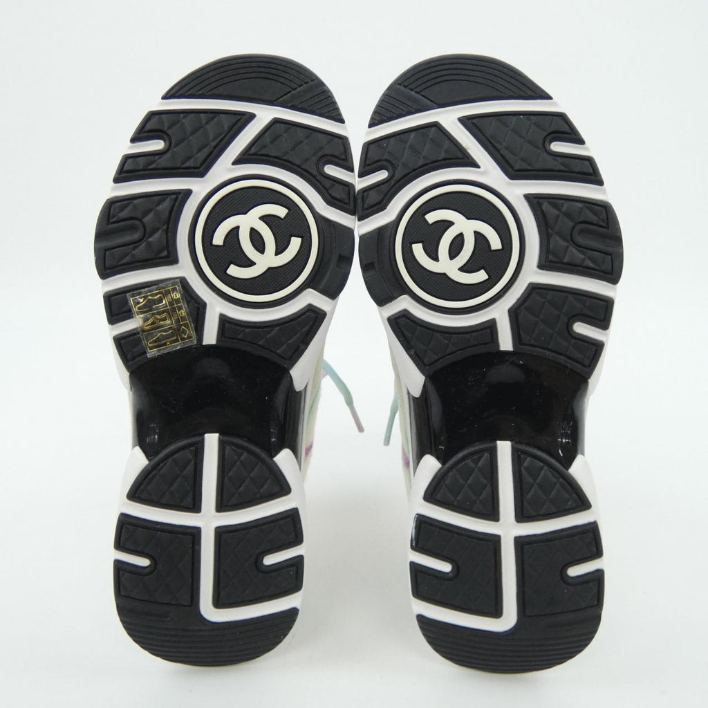Chanel G34360Y54482 Fabric & Suede Calfskin Sneakers