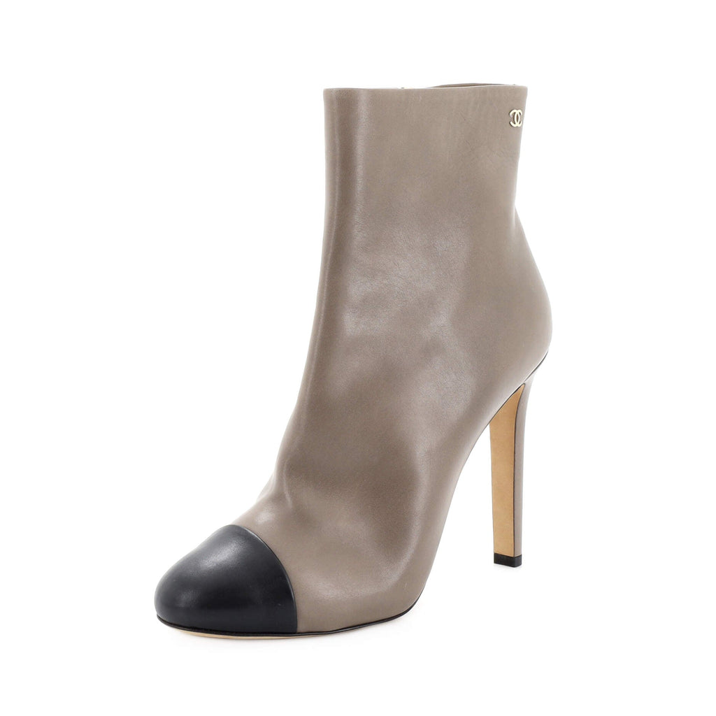 Women's CC Cap Toe Stiletto Heeled Ankle Boots Leather