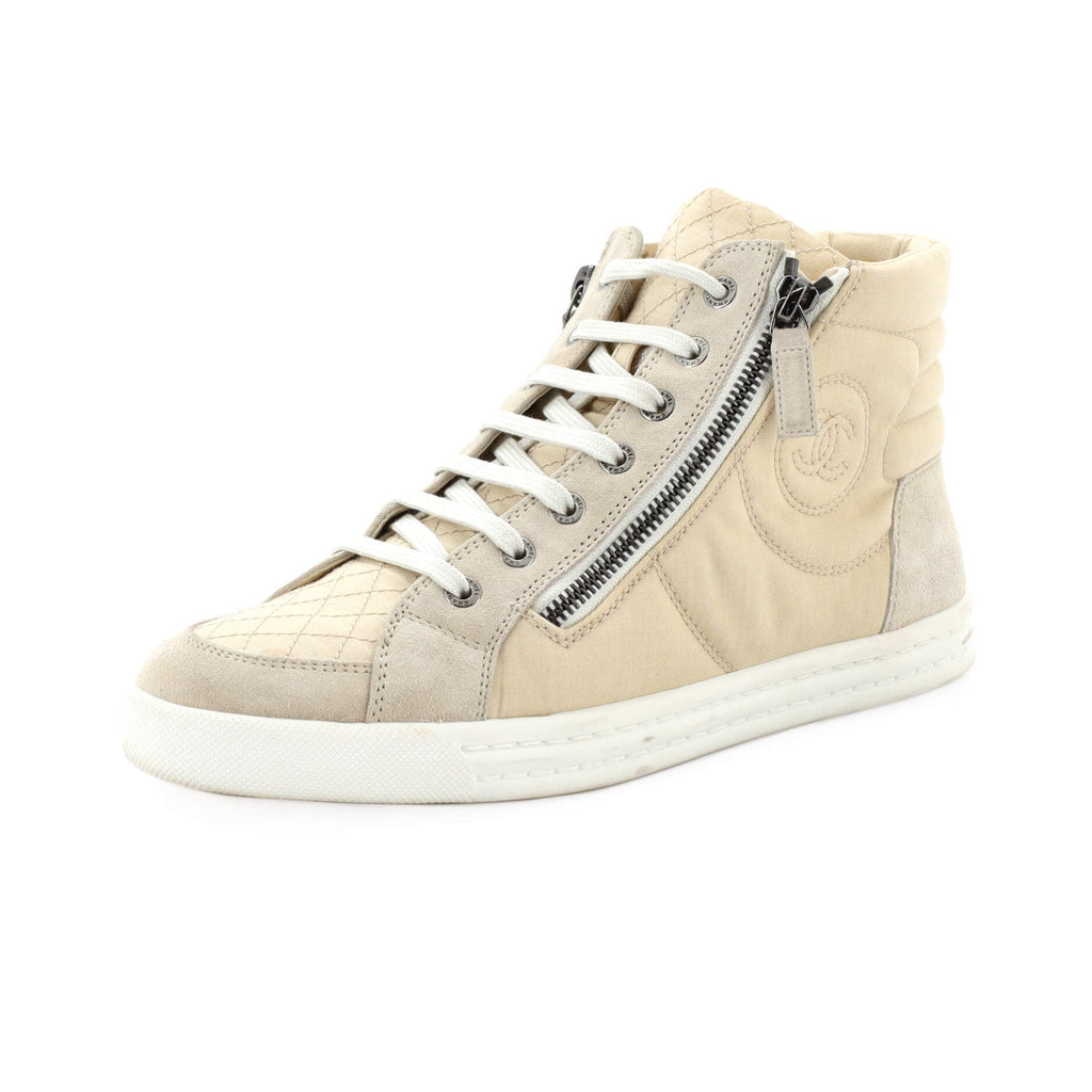 Women's CC High-Top Sneakers Quilted Fabric with Suede