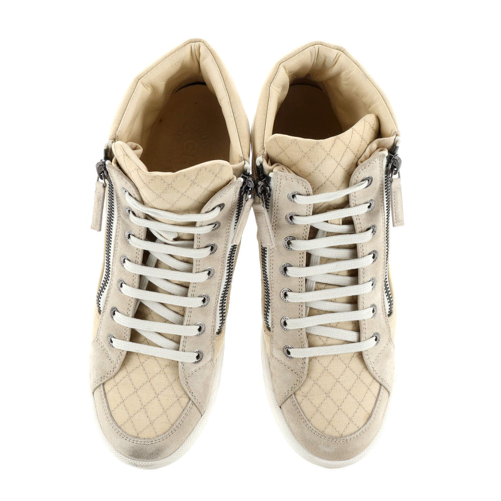 Women's CC High-Top Sneakers Quilted Fabric with Suede