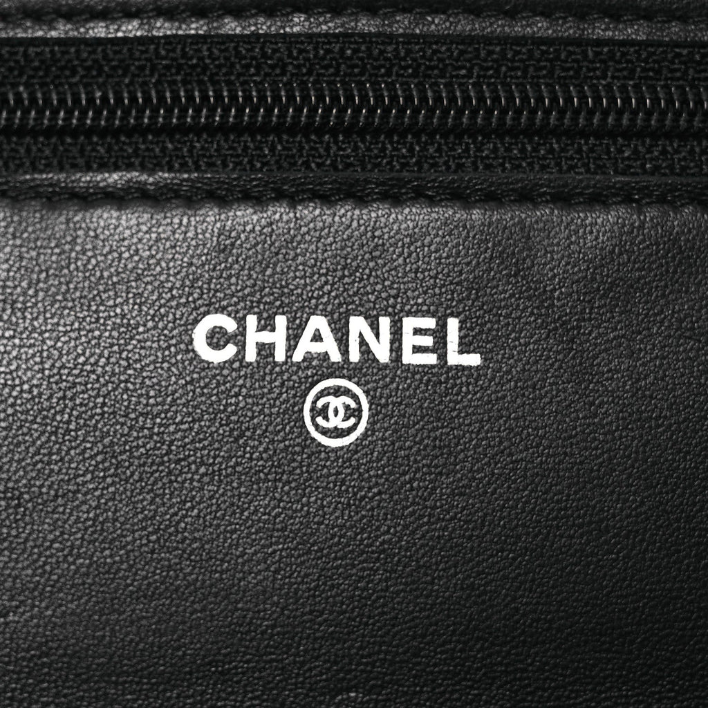 Lambskin Quilted Wallet On Chain WOC Black