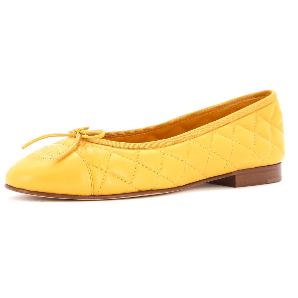 Women's CC Cap Toe Bow Ballerina Flats Quilted Leather