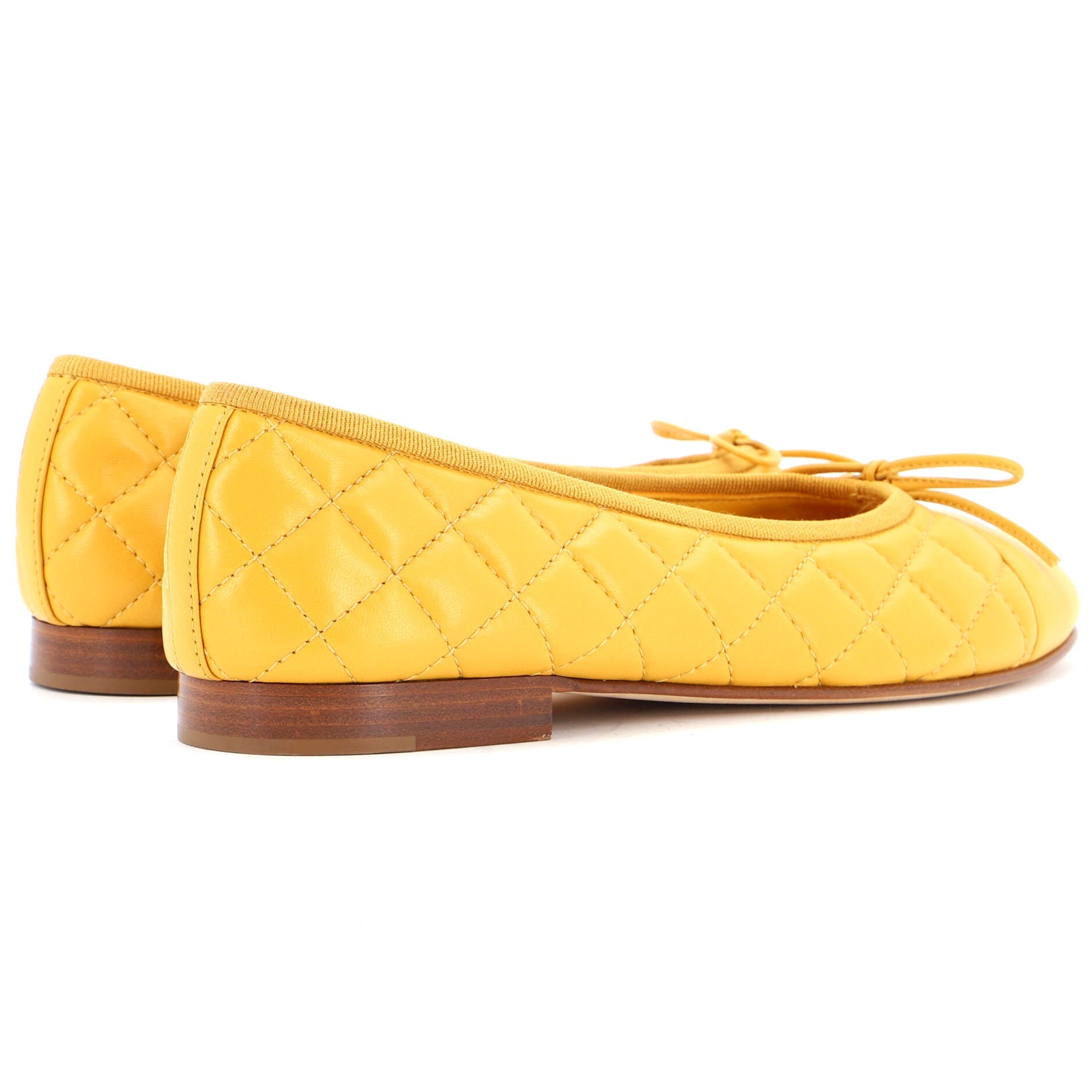 Women's CC Cap Toe Bow Ballerina Flats Quilted Leather