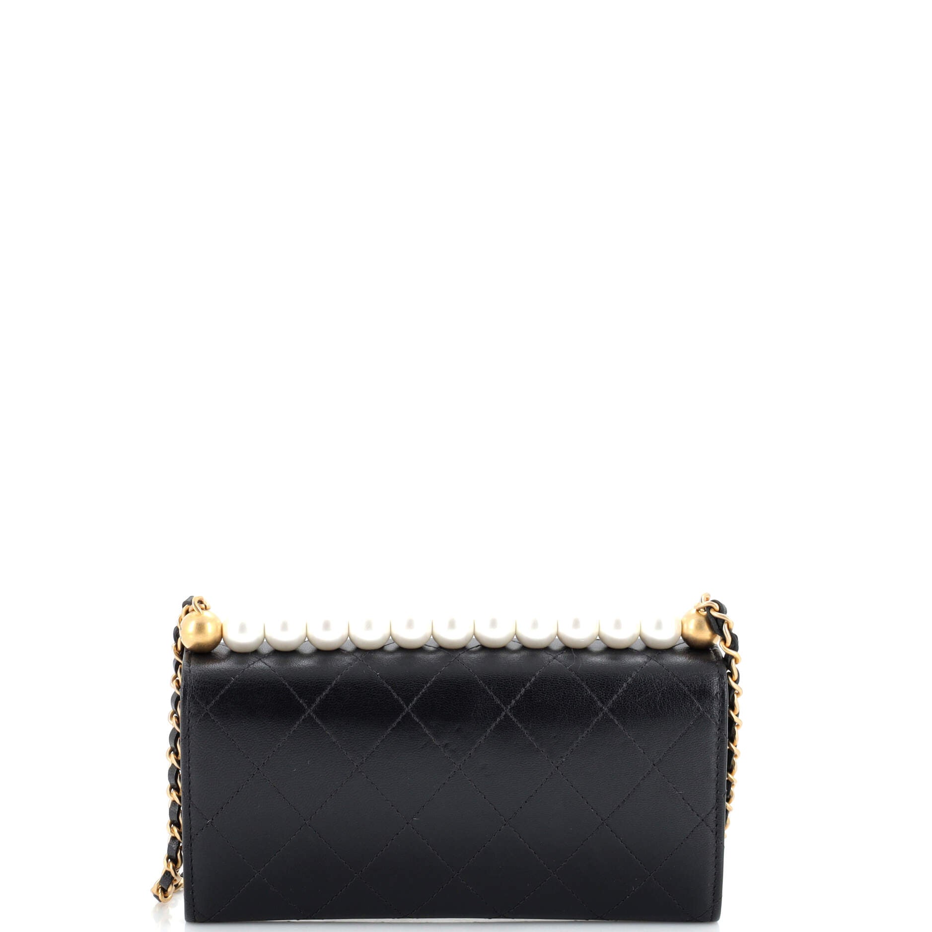 Chic Pearls Clutch with Chain Quilted Goatskin