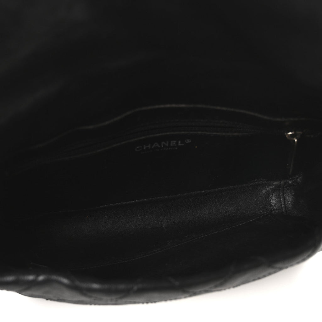 Calfskin Quilted Medium Modern Chain Flap Black
