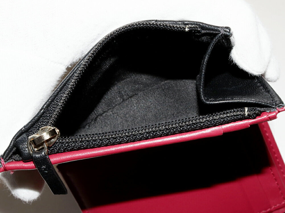 Chanel Lambskin CHANEL19 Tri-fold Wallet AP1064 B04852 94305