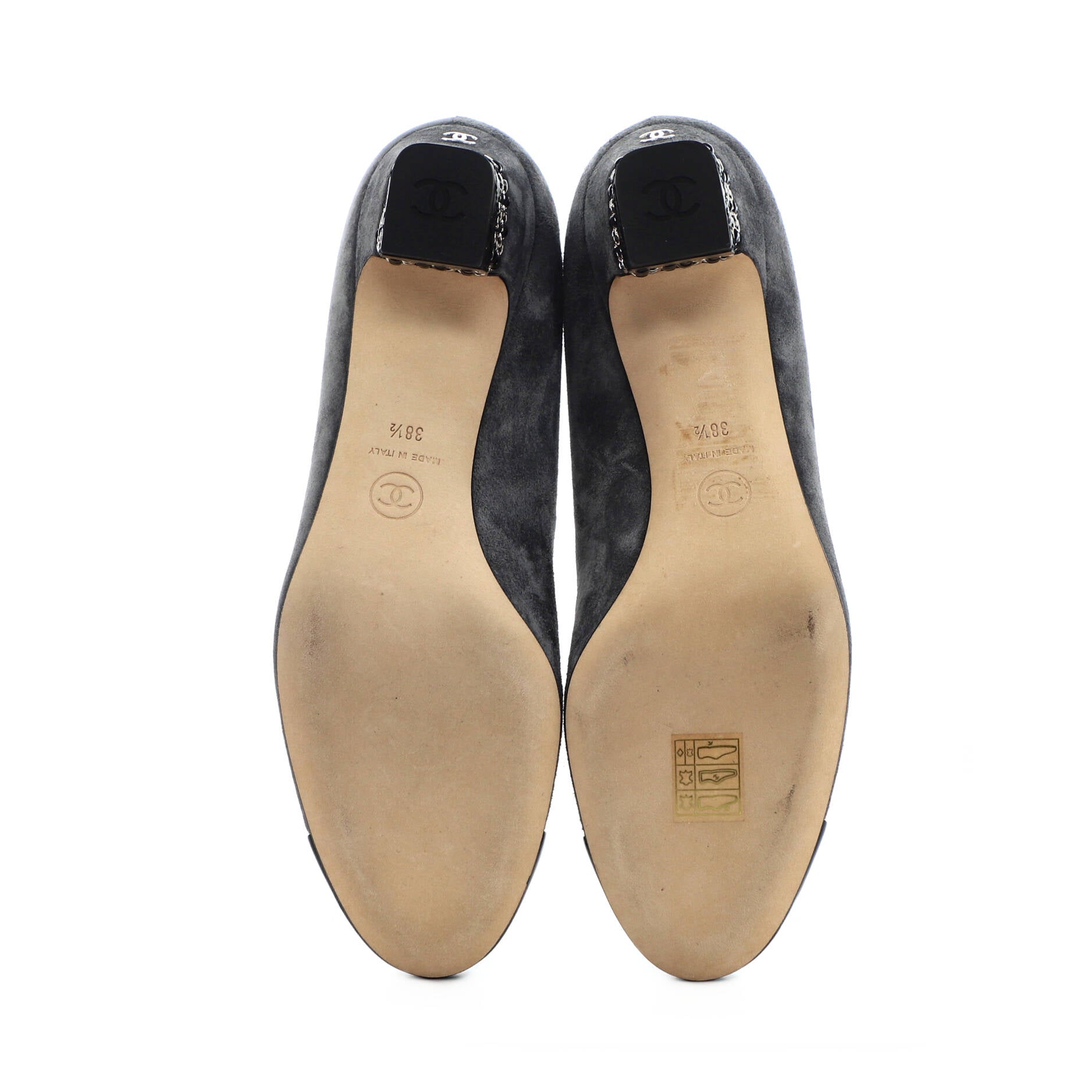 Women's Cap Toe Pumps Suede and Leather with Chain Detail