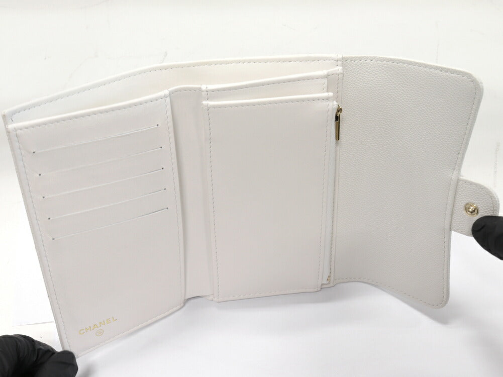 Chanel Caviar Skin Matelasse Medium Classic Flap Wallet Wallet AP0232