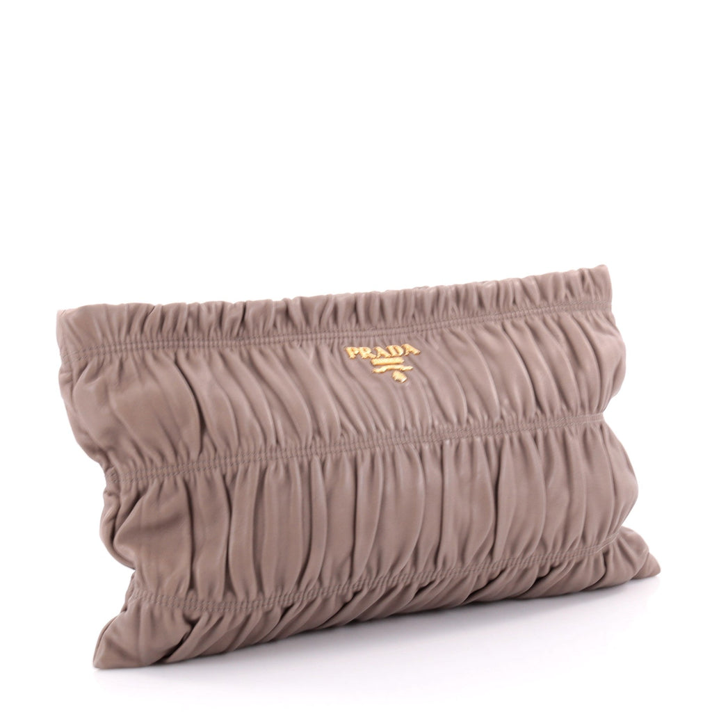 Gaufre Clutch Leather