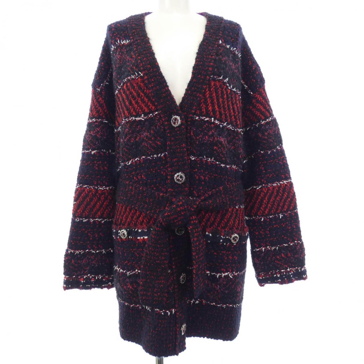 Chanel P75706K10880 Cashmere igan