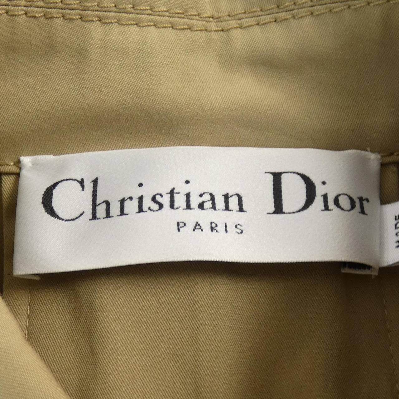Christian Dior Cape Cape