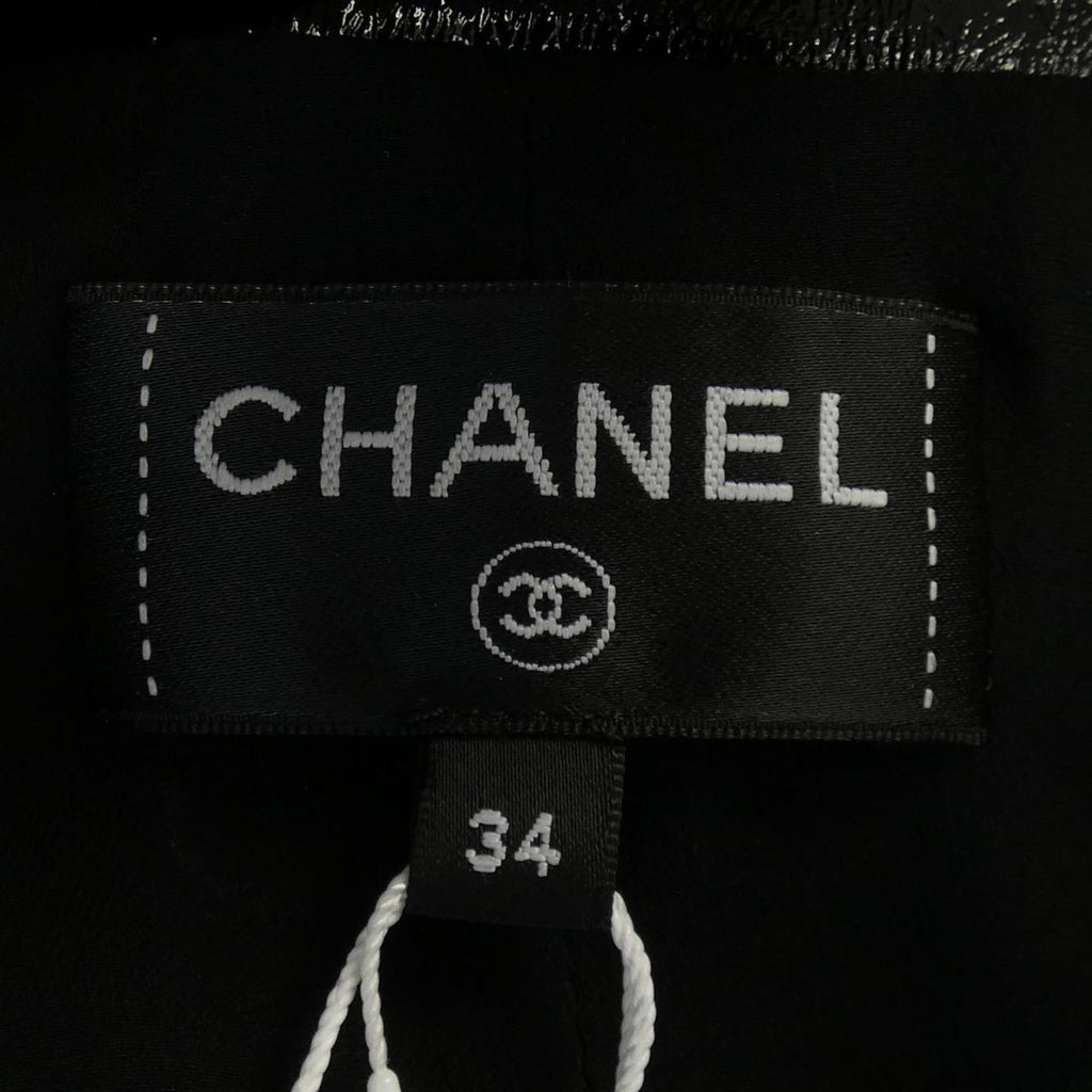 Chanel P75932C67706 Patent Lambskin Skirt