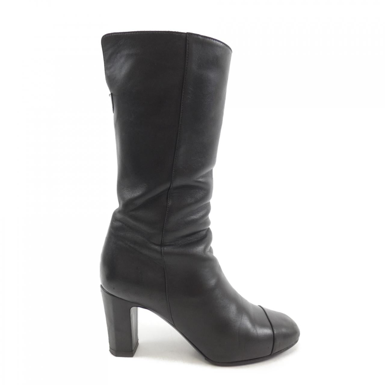 Chanel G28000X01000 Boots