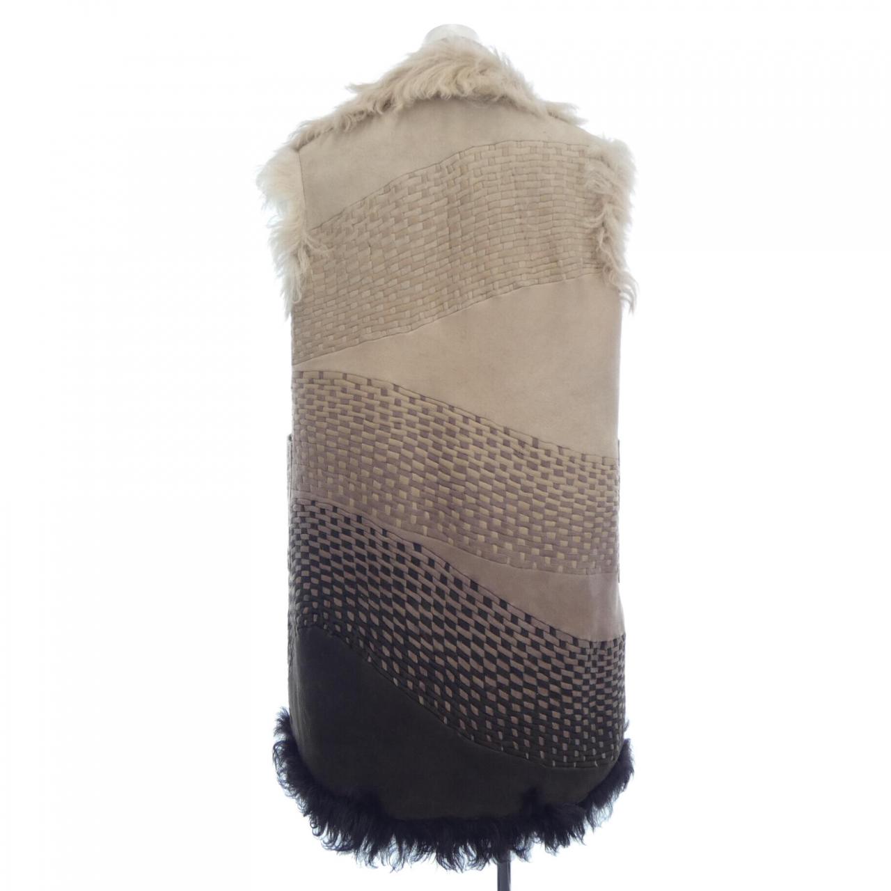 Christian Dior 946G20AF800 Shearling Long Vest