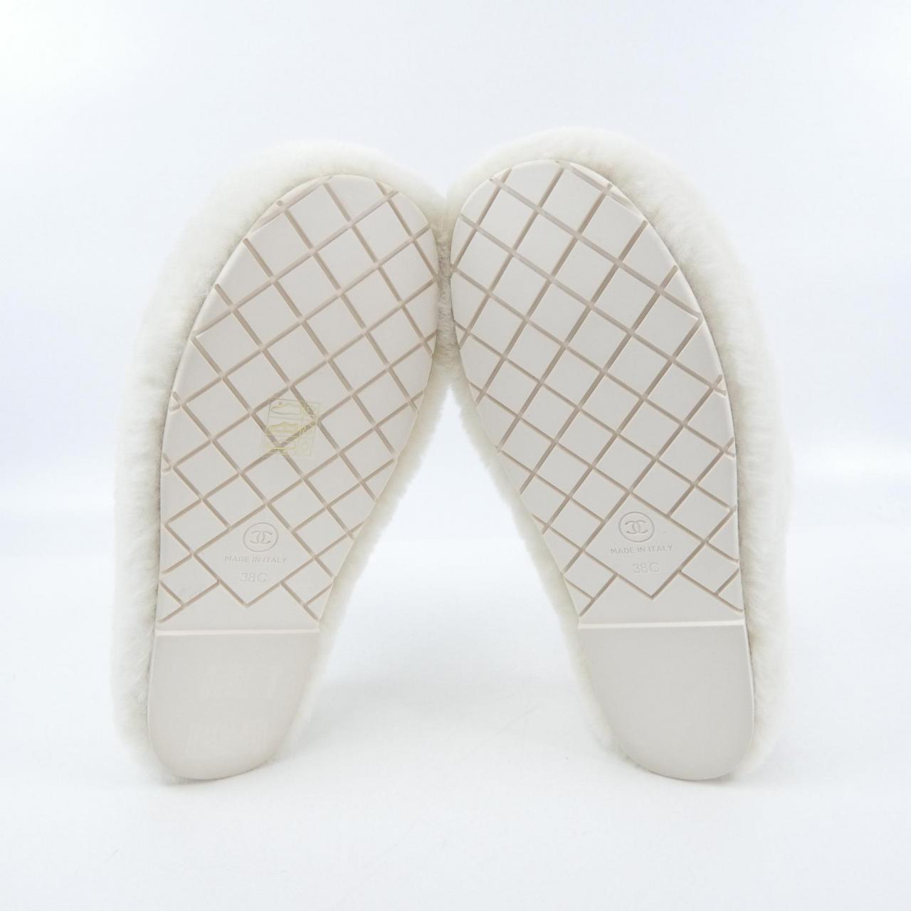 Chanel G45984B17892 Shearling Lambskin Sandals