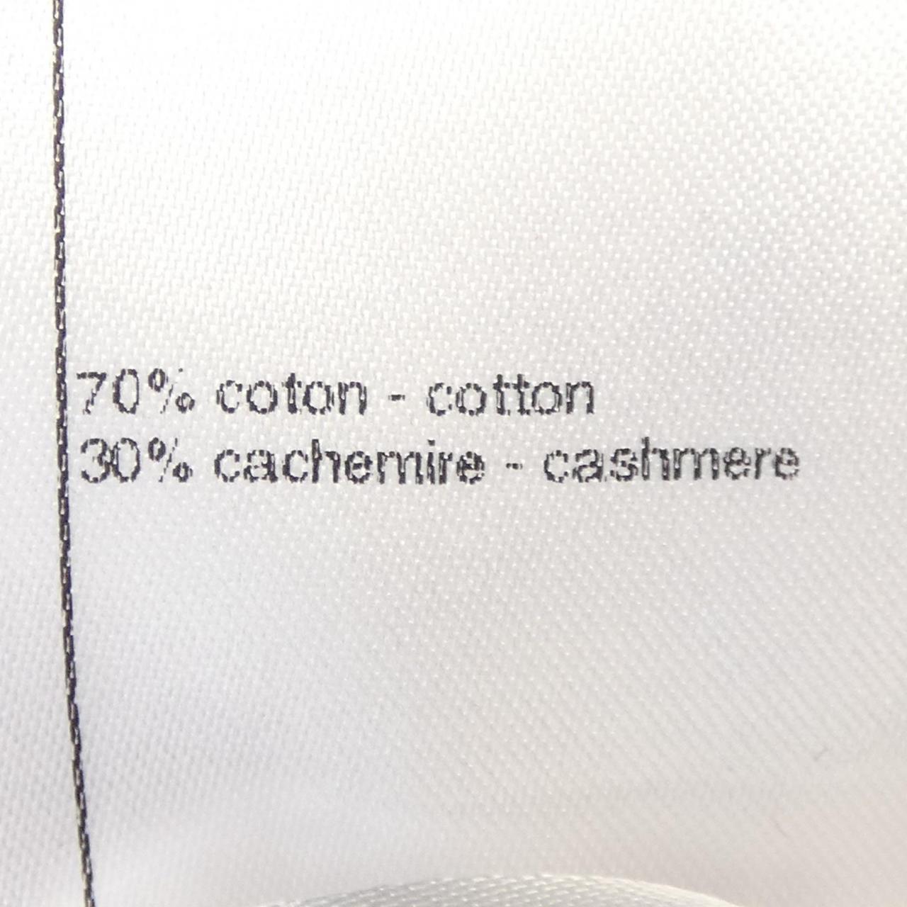 Chanel P76542K11013 Cashmere igan