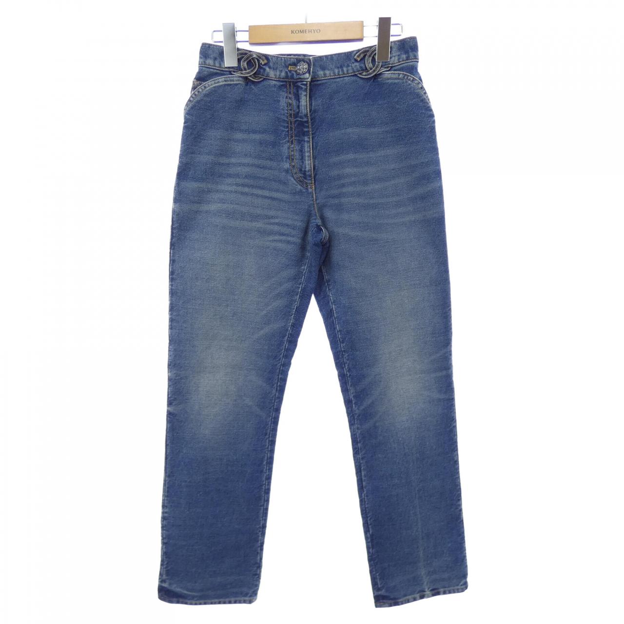 Chanel P76791V69116 Jeans
