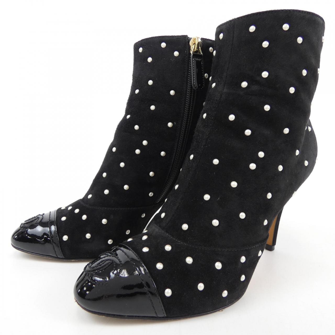 Chanel G33426Y51470 Suede Calfskin Pearl Boots