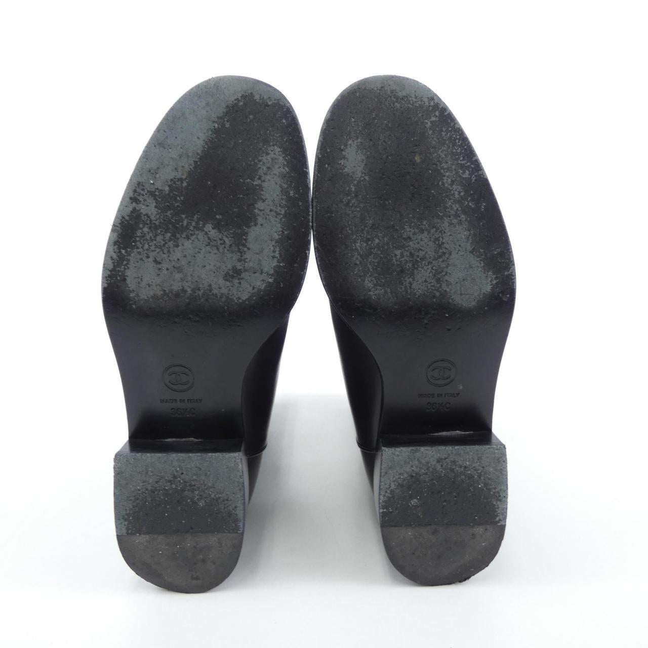 Chanel G26068X01906 Calfskin Boots