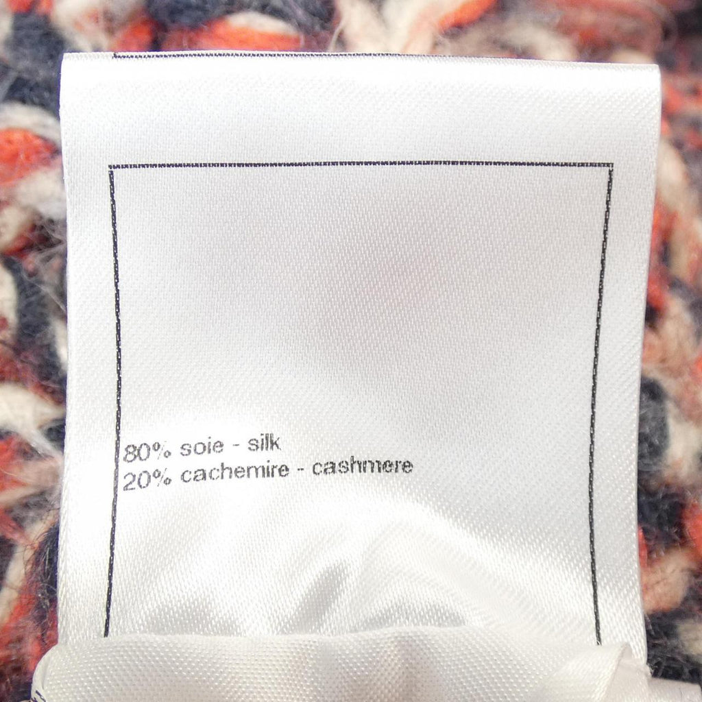 Chanel P75673K10898 Silk Cashmere igan