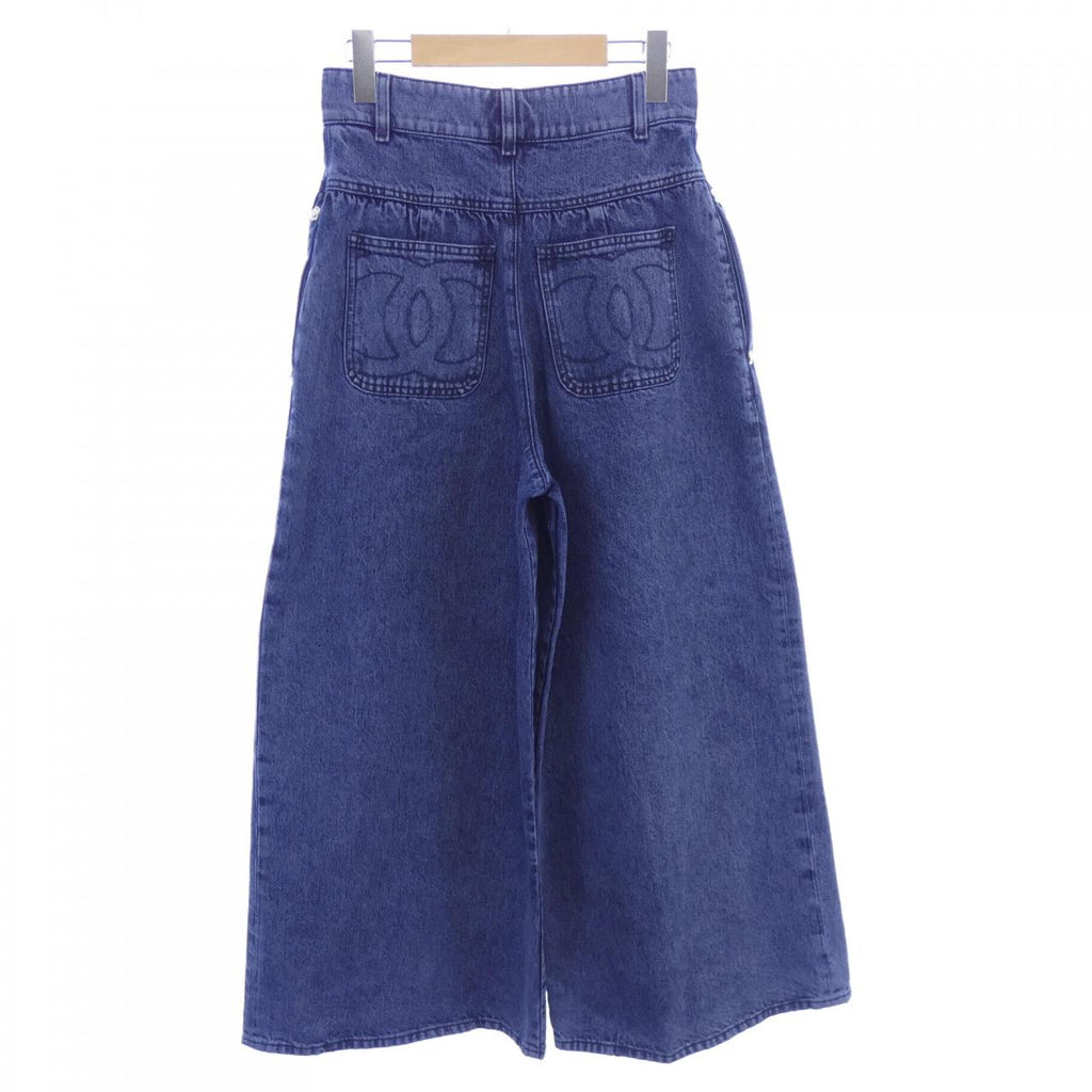Chanel Jeans